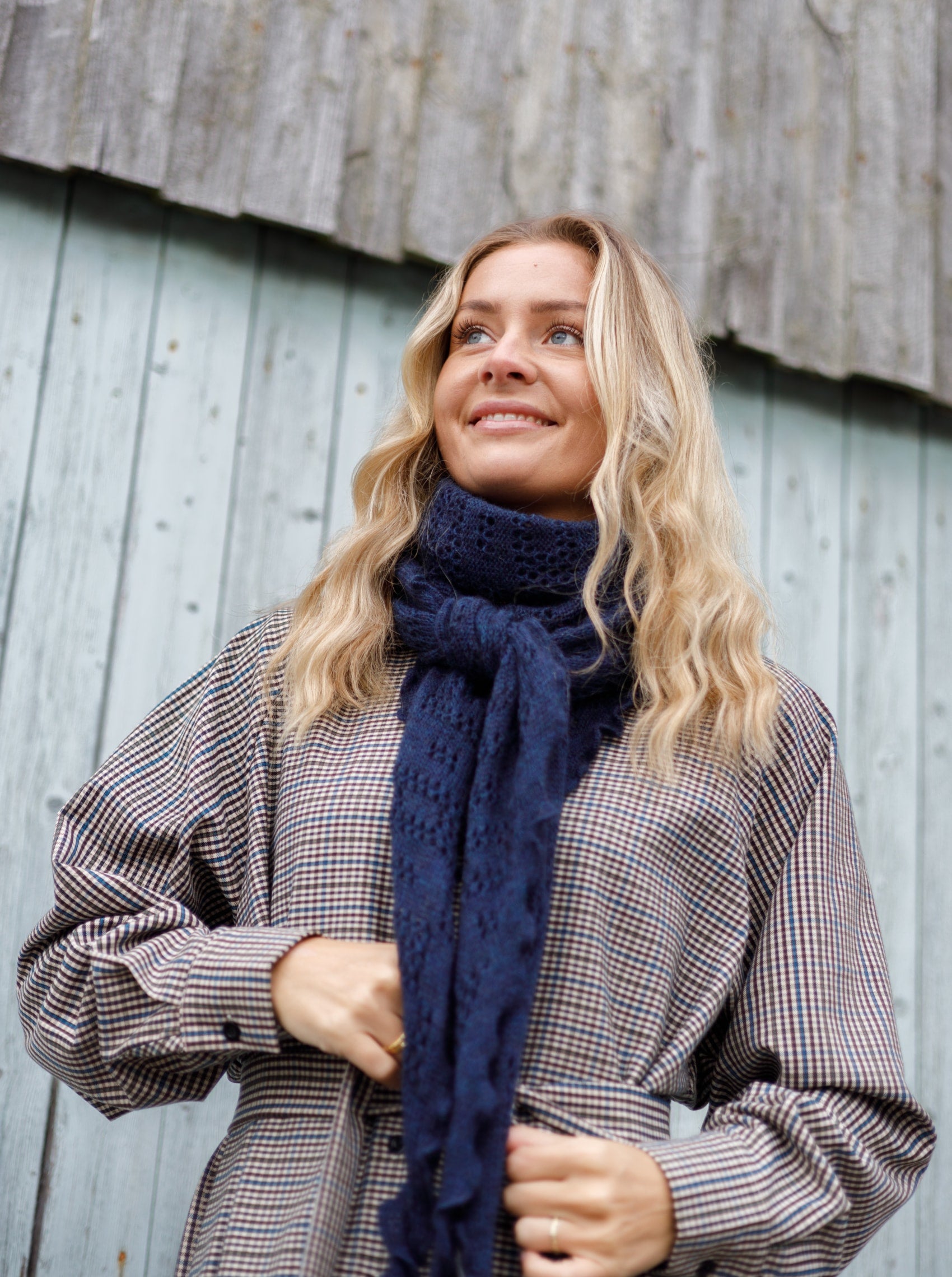 BCCAMILLE winter scarf - Navy - Black Colour