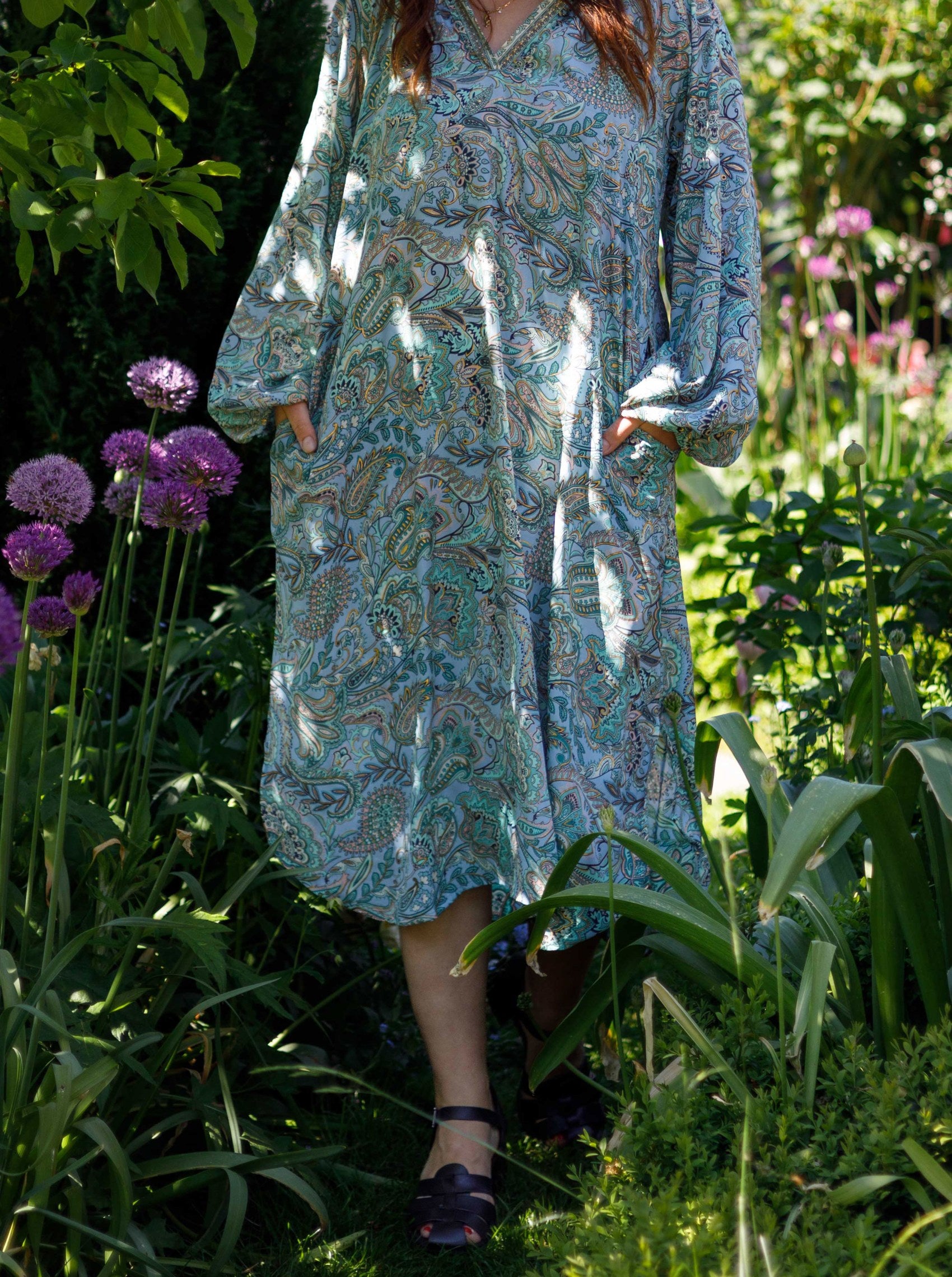 BCLUNA Nelly dress - Blue Garden - Black Colour