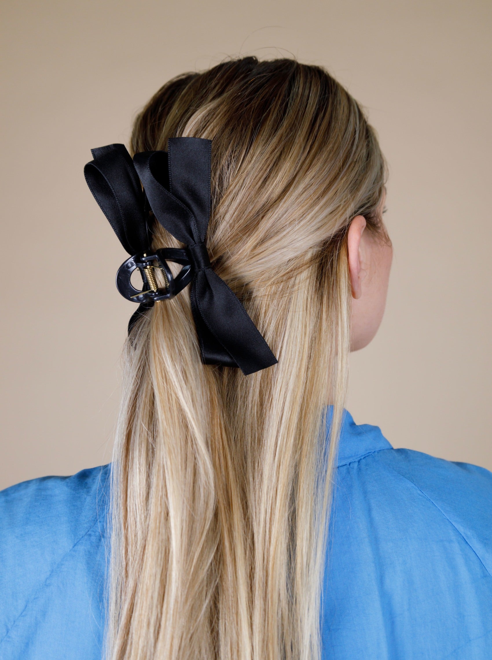 BCNOMI bow hair claw - Black - Black Colour