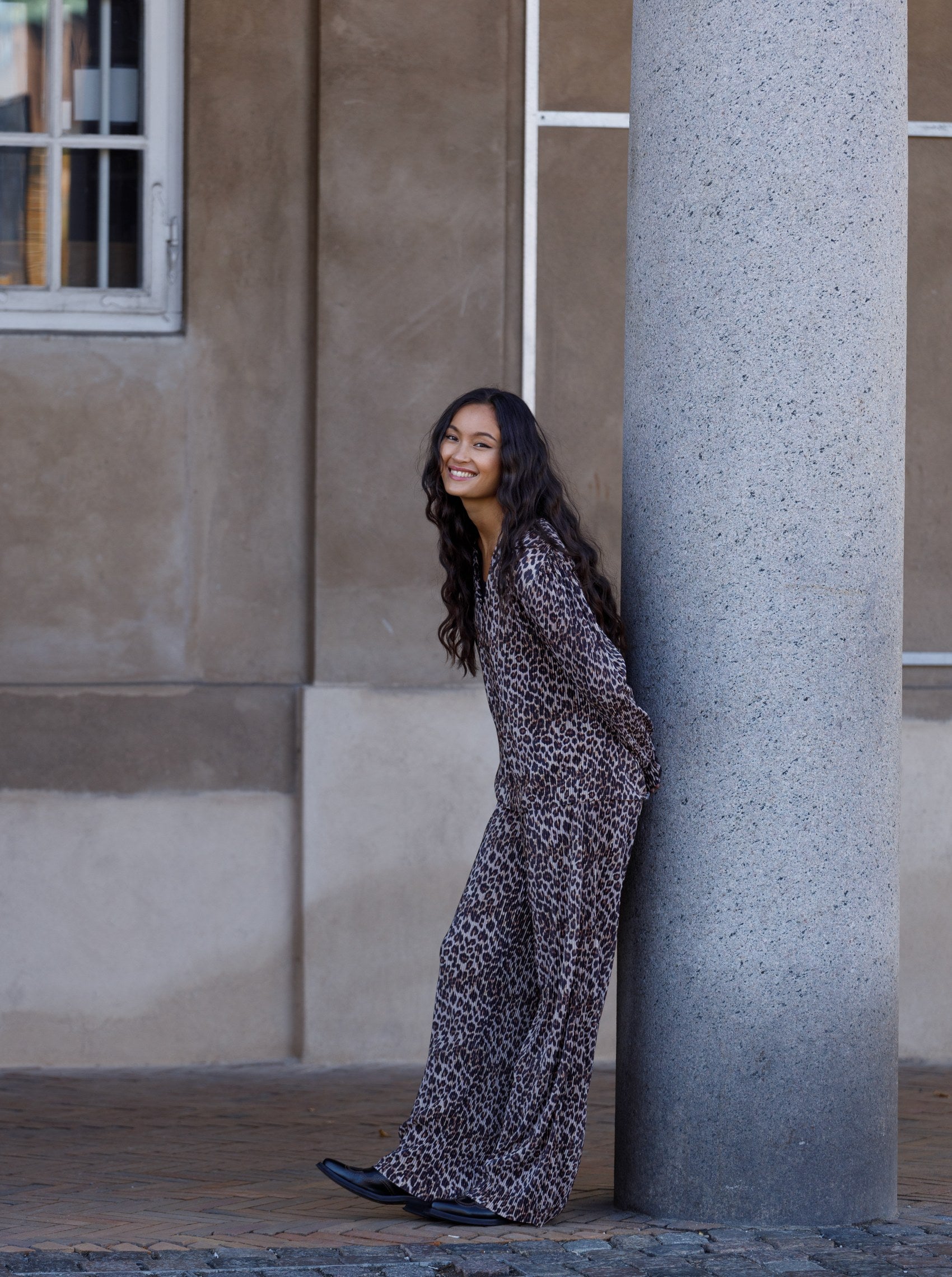 BCHAYDEN plissé pant - Leo - Black Colour
