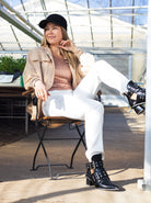 BCBOX regular pant - White - Black Colour