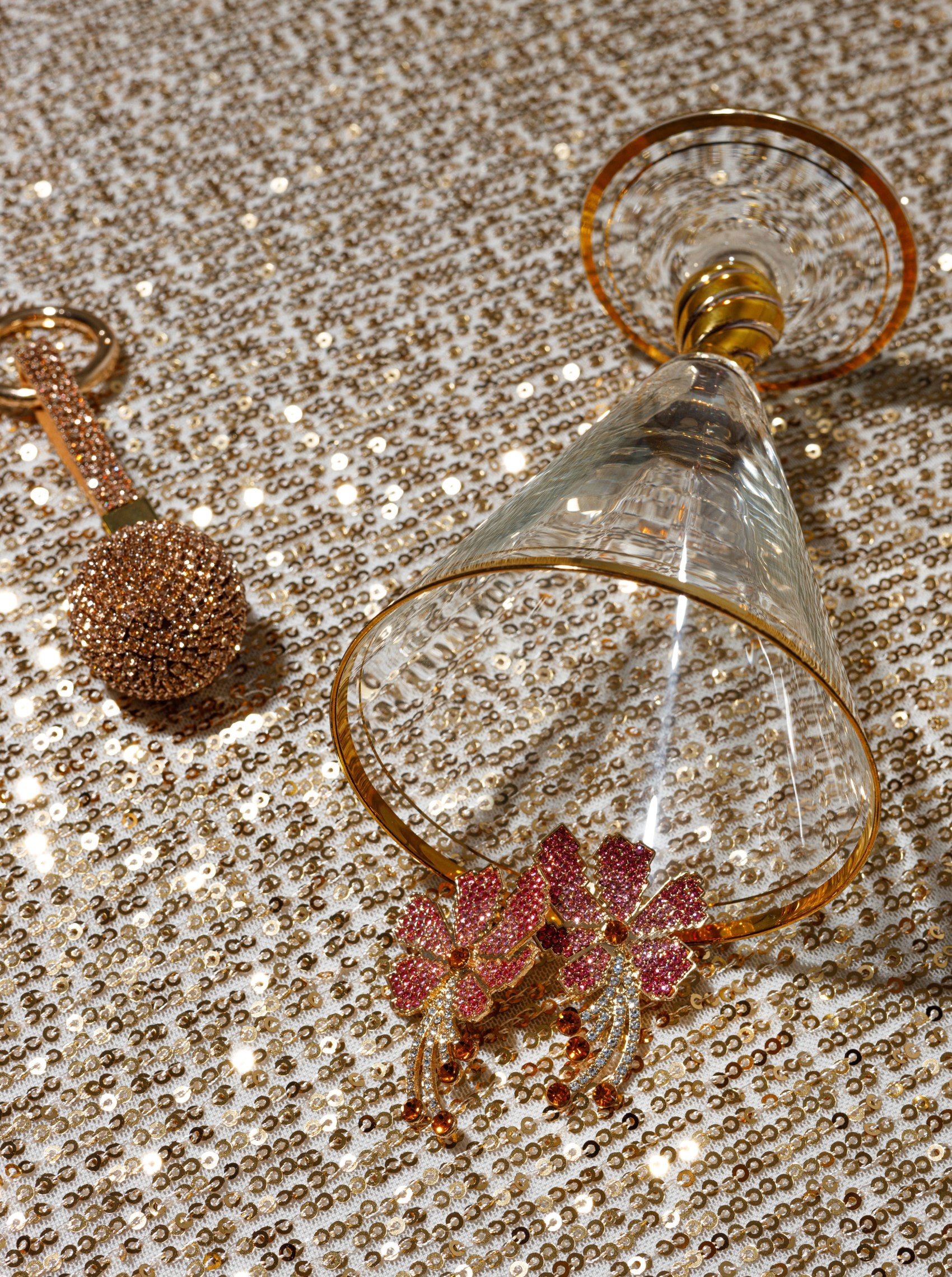 BCTULIA earrings - Lt. Pink - Black Colour